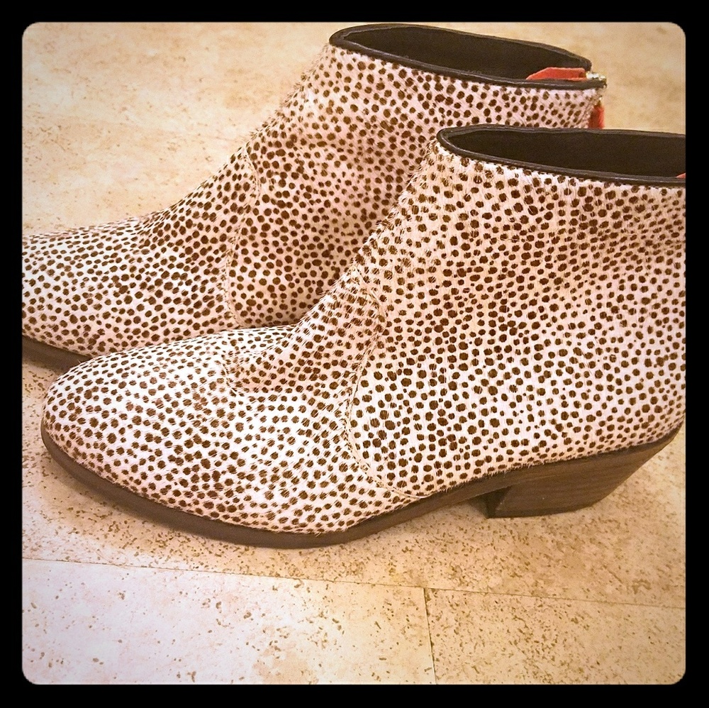 Boden Size 36 Calf Hair Booties